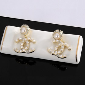 Chanel Серьги-гвоздички Оригинальный товар, идентичный оригиналу!