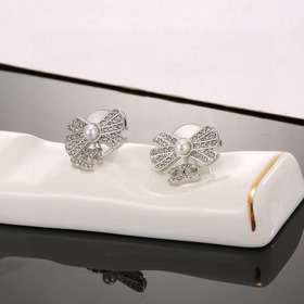 Chanel Классические серьги-гвоздики с бантиком в форме двойной бу