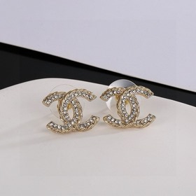 Chanel сережки-гвоздики, высококачественная копия оригинала, изго