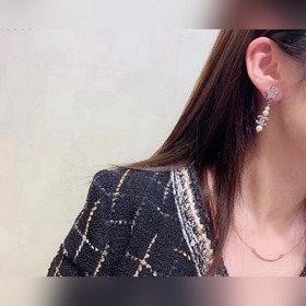 Chanel сережки-гвоздики, точная копия оригинала, высококачественн