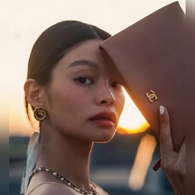 Chanel Классические серьги с двойным C-образным мотивом. Эти серь