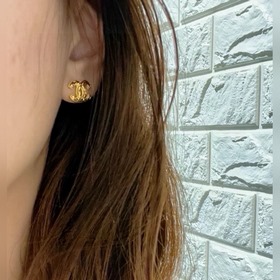 CHANEL Классическая модель из оригинального материала. Очень модн