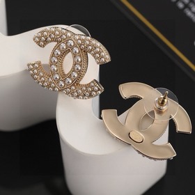 Chanel серьги-гвоздики, точная копия оригинала, высококачественна