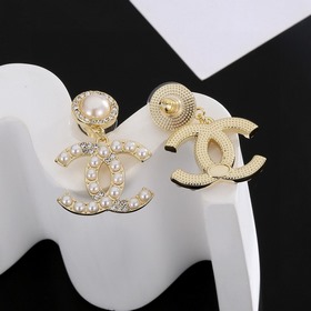 Chanel серьги-гвоздики, точная копия оригинала, высококачественна