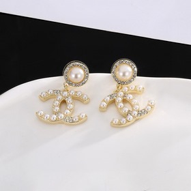 Chanel серьги-гвоздики, точная копия оригинала, высококачественна