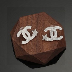 Chanel, классическая модель, оригинальные материалы, очень модные