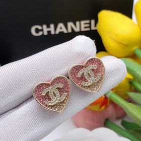 Chanel Серьги-гвоздики с бриллиантами, градуированные от красного