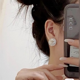 CHANEL Серьги-гвоздики, точная копия оригинала, идеально подходят