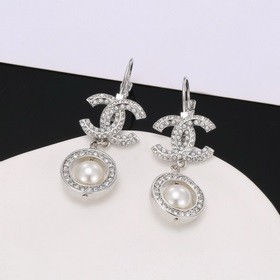 Chanel сережки-гвоздики, высококачественная копия оригинала, изго
