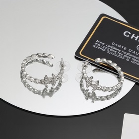 Модный бренд Chanel представляет новую коллекцию ранней весны в с