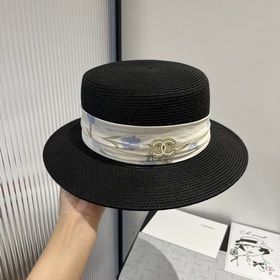 Шляпа Chanel с плоским верхом, окружность головы 57 см