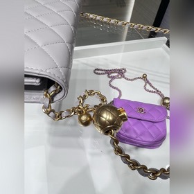 Новая модель Woc от Chanel. После того, как я надела ее, она мне 