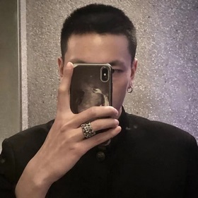 Chrome Hearts Серьги Chrome Hearts с гладкой поверхностью, очень 