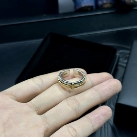 [Новинка]  Кольцо Chrome Hearts с поврежденным крестом S925 с л