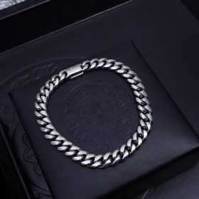 Браслет Chrome Hearts – последний тренд. Различные узоры и стиль 