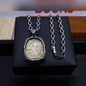 Новинка в продаже  Цепочка с буквами «Кро» в темном цвете [Букв