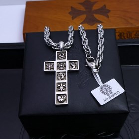 Рекомендуемый подарок на 2025 год： ожерелье Chrome Hearts с закру
