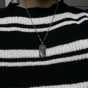 [2025 Dark Night Aurora] Ожерелье сердечком из змеиных костей Не