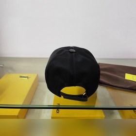 Новейшая модель от Fendi, изготовлена из хлопкового жаккардового 