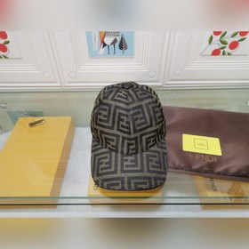 Новая модель... Классическая модель из ассортимента Fendi, изгото