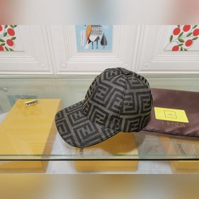 Новая модель... Классическая модель из ассортимента Fendi, изгото
