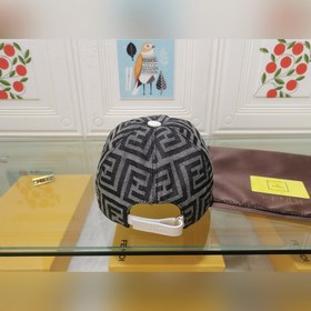 Новая модель... Классическая модель из ассортимента Fendi, изгото