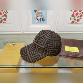 Новая модель... Классическая модель из ассортимента Fendi, изгото
