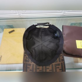 Новая модель... Классическая модель из ассортимента Fendi, изгото