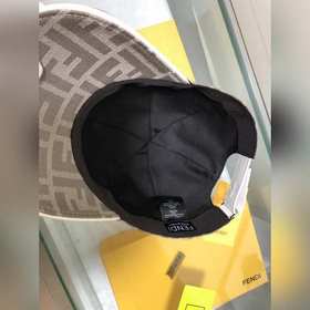 Классическая модель Fendi, изготовлена из хлопкового жаккардового