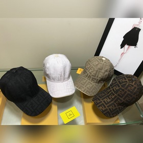 Классическая модель Fendi, изготовлена из хлопкового жаккардового