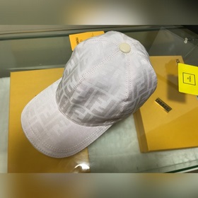 Классическая модель Fendi, изготовлена из хлопкового жаккардового