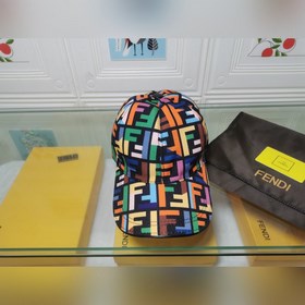 Новейшая модель на официальном сайте Fendi, высококачественная тк