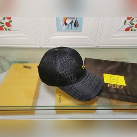 Новая модель. Классическая модель от Fendi, изготовлена из хлопко