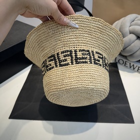 Новая модель шляпы FD Fendi, изготовлена из рафии, с комбинирован