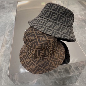FENDI Fendi Рыбацкая кепка с логотипом, рыбацкая кепка FD с логот