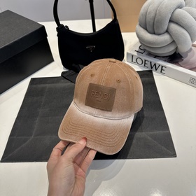 FENDI 2025 новая модель бейсболок для мужчин и женщин, поступила