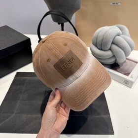 FENDI 2025 новая модель бейсболок для мужчин и женщин, поступила