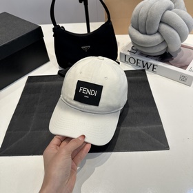 FENDI 2025 новая модель бейсболок для мужчин и женщин, поступила