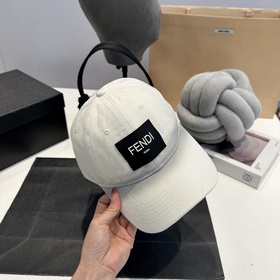 FENDI 2025 новая модель бейсболок для мужчин и женщин, поступила
