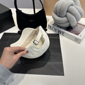 FENDI 2025 новая модель бейсболок для мужчин и женщин, поступила 