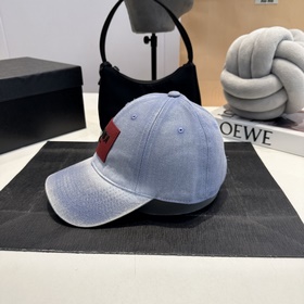 FENDI 2025 новая модель бейсболок для мужчин и женщин, поступила