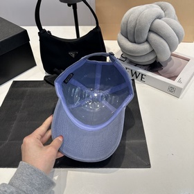 FENDI 2025 новая модель бейсболок для мужчин и женщин, поступила 