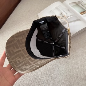 Fendi Отличная форма Новая бейсболка