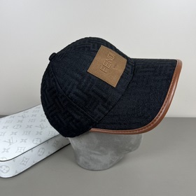 FENDI Фенди Бейсболка из серии Old Flower Классическая модель FF