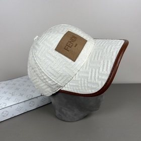 FENDI Фенди Бейсболка из серии Old Flower Классическая модель FF