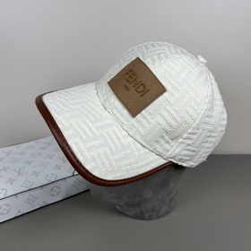 FENDI Фенди Бейсболка из серии Old Flower Классическая модель FF 