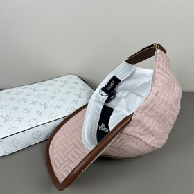 FENDI Фенди Бейсболка из серии Old Flower Классическая модель FF 