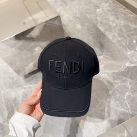 Бейсболка Fendi FF [Преимущества по сравнению с другими бейсболка