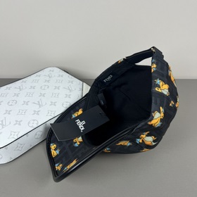 FENDI Фенди Бейсболка из серии Old Flower Классическая модель FF,
