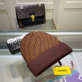 FENDI Оригинальная шапка с официального сайта Новинка [С любовью]